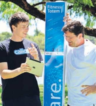 Jack Owens and Town of Cambridge Mayor Simon Withers